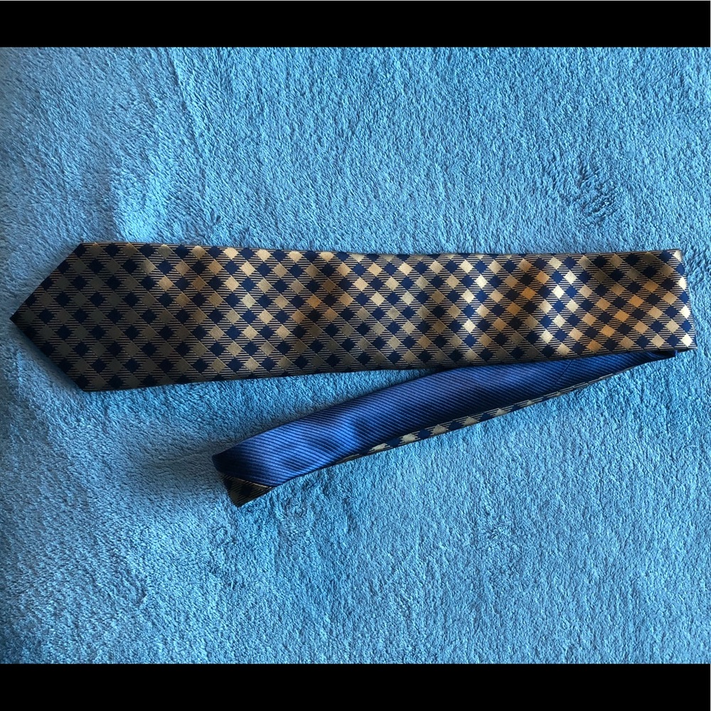 Tommy Hilfiger neck tie, imported silk